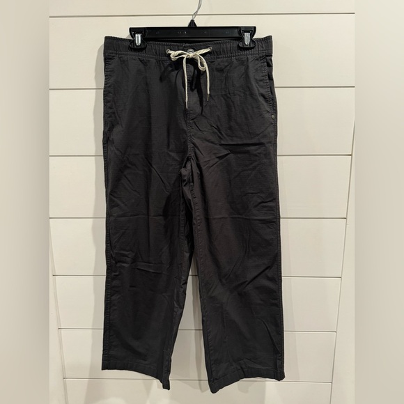 Vuori charcoal gray wide leg ripstop pants - Picture 4 of 7